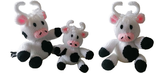  Two Cows Knitting Pattern by elaine https://ecdesigns.co.uk 
